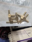 (5) Weatherhead 1064X4 Brass Mini-barb Union Tee (lot Of. Fixed Price $9.99.
