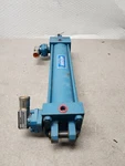 New No Box Vickers Cylinder TE10EACDXAVTL643 W/ Balluff BHS000L Pressure Sensor. Fixed Price $360.00.