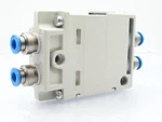 Smc VQ2000-FPG-0202-F Valve (9700779 Used). Fixed Price $40.00.