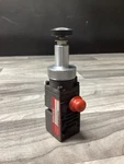 Numatics 081RS100J012H00 Air Pressure Regulator #136N6*BI. Fixed Price $42.99.