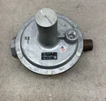 New No Box Maxitrol 3/4" Pressure Regulator 7"-11" Po 325-5AL48. Fixed Price $58.50.