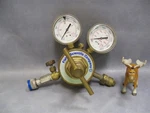 FS-50 Fisher Scientific Gas Regulator Valve. Fixed Price $100.18.
