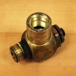Parker 3251-0500 Flow Control Valve, 1/2 Inch Right Angle Used. Fixed Price $8.21.