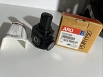 R37121-600 Ingersoll Rand Air Regulator 1/4" Npt With Gauge Psi Bar Open Box. Fixed Price $40.00.