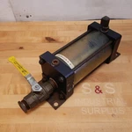 Parker 04.00 CB3TKUS 7.000 Fluid Filter Cylinder Assembly - Used. Fixed Price $88.44.