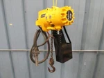Ingersoll Rand ML50K Pneumatic Air Chain Hoist 7' Lift 1/2 Ton. Fixed Price $1699.99.