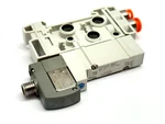 Smc SY3140-5WOZ Solenoid Valve W/ SX3000-50-1A-N7 Manifold Block. Fixed Price $25.19.
