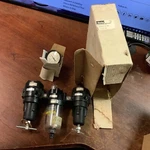 Parker 06A21A13A1BB 3/8 Frl Combo 3-PIECE W/gauge. Fixed Price $50.00.