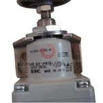 New Smc IR1020-01BG-R Precision Pressure Regulator IR102001BGR Airline Equipment. Fixed Price $102.97.