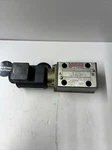 Moog Hydraulic Valve, Type W2P32-SN-6AD-24VDC, Hpn 692685 (used). Fixed Price $250.00.