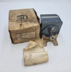 United Electric J302D Pressure Controller 15A 125/250V Range 0-250 Psi Model 270. Fixed Price $105.00.