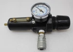 Parker Watts Pneumatic Filter Regulator 250 Psi Max B11-03WJC-M3 & 0-160 Guage. Fixed Price $125.00.