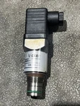 Vickers Eaton PHE5BVH Filter Pressure Switch, 6000PSI, Used, Free Shipping. Fixed Price $40.00.