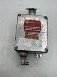 Barksdale B2T-H32SS Bourdon Tube Pressure Actuated Switch 160-3200 Psi See Pics. Fixed Price $80.00.