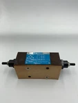 Vickers - Flow Control Valve 868884, Dgmfn 5 Y A1W B1W 30 Genuine New. Fixed Price $308.00.