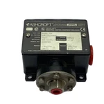 New Old Stock Ashcroft 15A 125/250VAC 15PSI Pressure Switch B420S Xrn. Fixed Price $67.99.