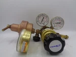 Harris 447-15 Pressure Regulator W/vwr 55850-476 125 Psi Gas. Fixed Price $65.00.