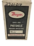 Dwyer Series 3000 / 3302 Photohelic Pressure Switch Gage. Fixed Price $103.50.