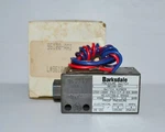 Barksdale 96100-AA1-AB Pressure Switch 250-1000PSI Nos. Fixed Price $140.00.