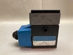 Eaton VICKERS,DG4S4LW-012A-B-60,HYDRAULIC Pilot Valve. Fixed Price $425.00.