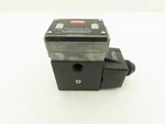 Vickers DG4S4LW-012A-B-60 Directional Control Solenoid Valve 120V 02-119576. Fixed Price $349.99.
