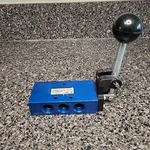 Automatic Valve L2004BAFM Manual Hydraulic Directional Control 4-WAY Lever. Fixed Price $125.00.
