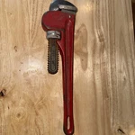 Craftsman Heavy Duty Cast Iron Straight Adjustable 18 In Pipe Wrench 51685. Fixed Price $10.99.