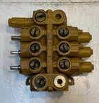 Husco Hydraulic Sectional Control Valve 5000-C383-A A01A3532-00 451-HS-02598. Fixed Price $999.99.