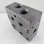 157B6909 Danfoss Pvb Basic Valve Module W.sae Thread-pvg 32. Fixed Price $175.00.