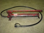 10,000PSI Duff Norton Hydraulic Hand Pump HP-50-A. Fixed Price $80.00.