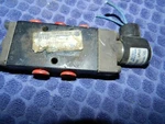 Isi Fluid Power Inc. 375-02-001-37 Solenoid Valve & 26E01017 Coil. Fixed Price $21.99.