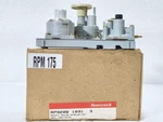 New Honeywell RP920B1031 Pneumatic Receiver Controller Dual Input, Direct Acting. Fixed Price $300.00.